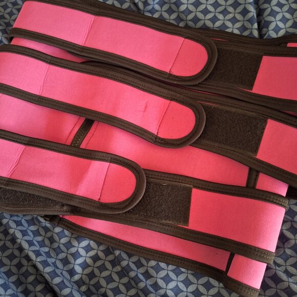 pink back brace or corset XXL - Picture 8 of 9